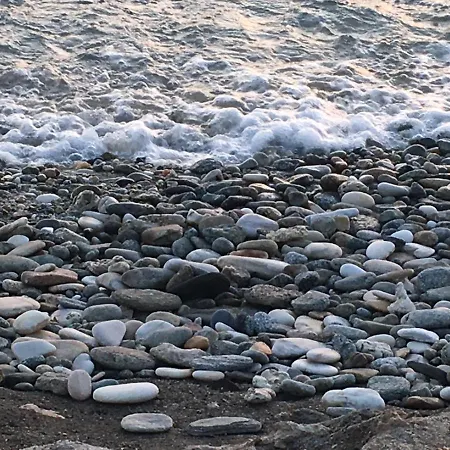 Levada Rum i privatbostad Kastrákion